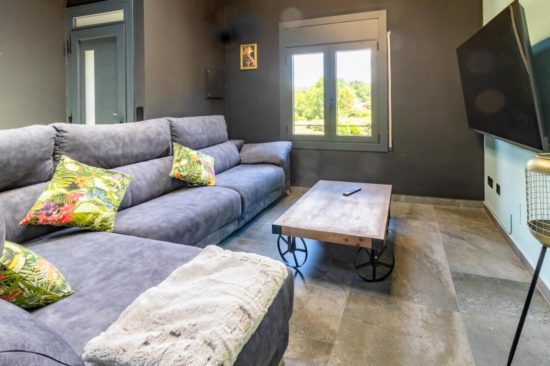 Black House Sorprendente Casa Estilo Industrial 奥洛特 外观 照片