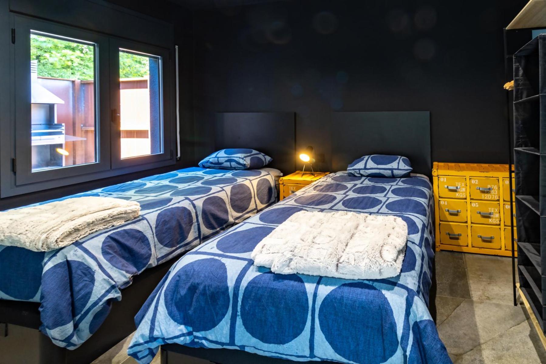 Black House Sorprendente Casa Estilo Industrial 奥洛特 外观 照片