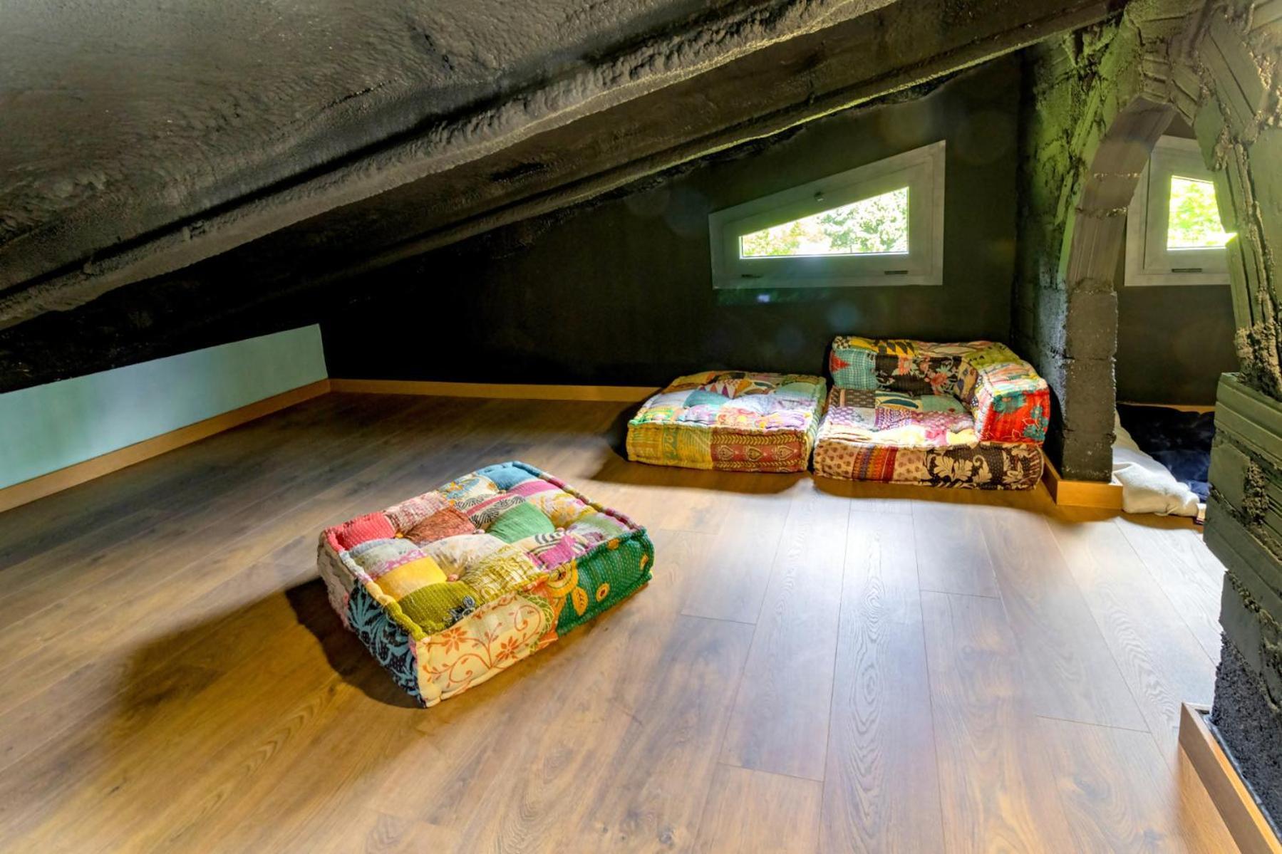 Black House Sorprendente Casa Estilo Industrial 奥洛特 外观 照片